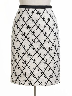 TALBOTS White Linen Embroidered Bamboo Lattice Skirt • Black & White • Size 12